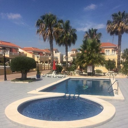 Torrevieja, La Torreta Ground Floor Apartment With Large Private Patio Garden מראה חיצוני תמונה